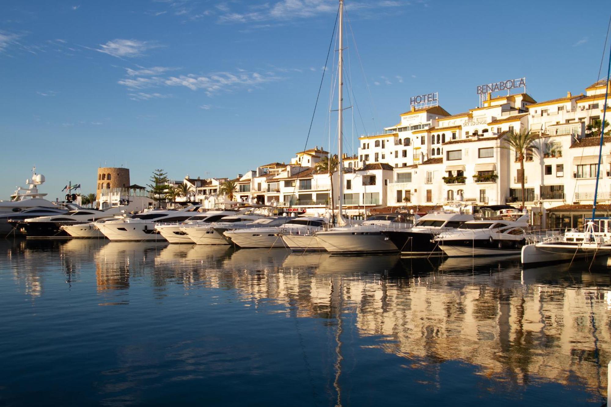 Apartemen Banus - Lily Playas Del Duque Banus