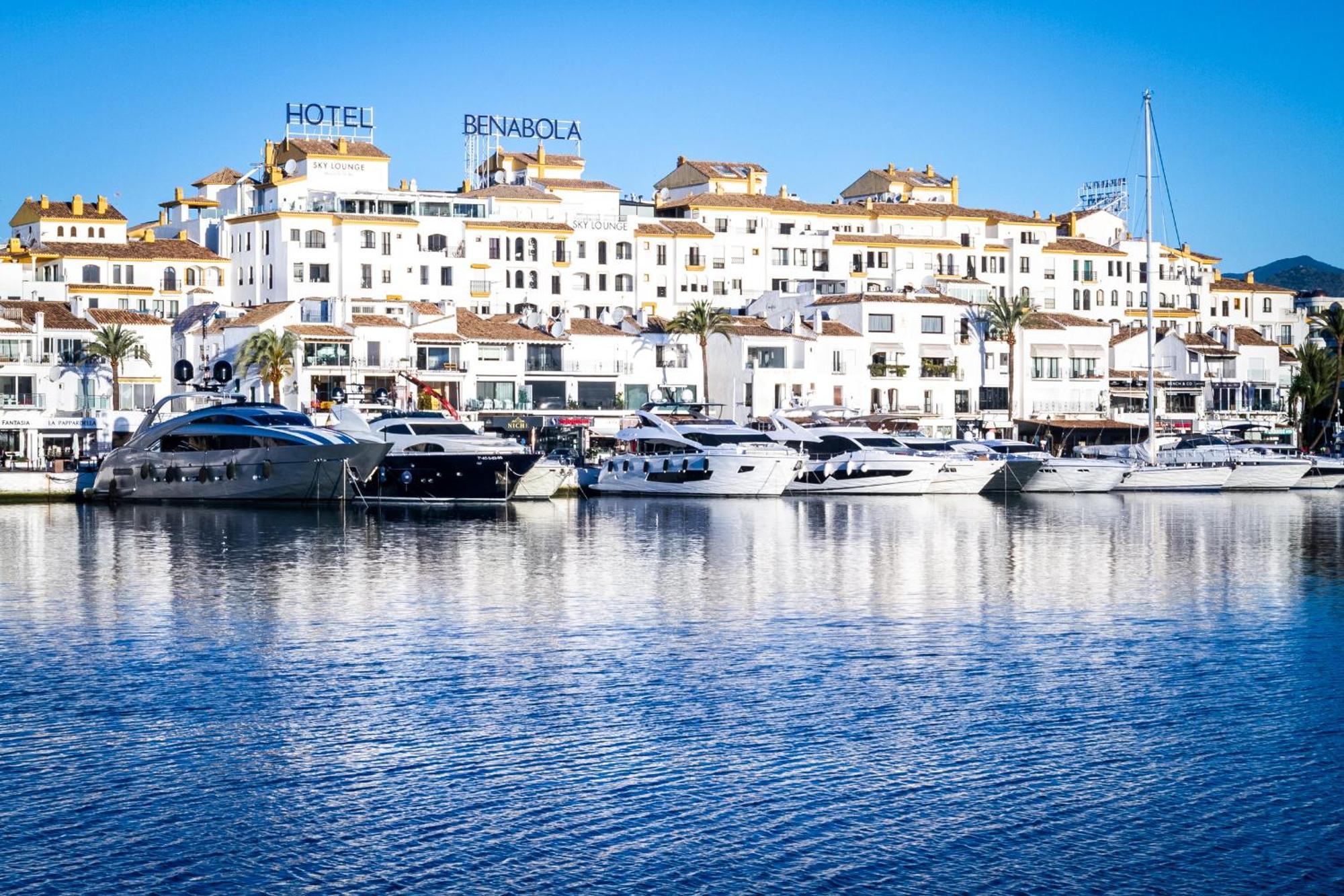 Apartemen Banus - Lily Playas Del Duque Banus